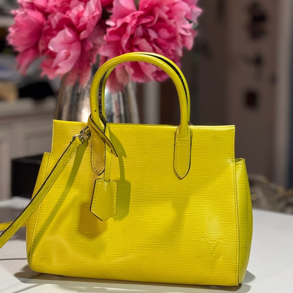 Louis Vuitton Marly small yellow purse with strap